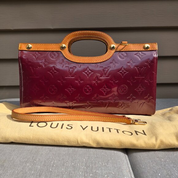 Louis Vuitton Roxbury Drive Vernis Amarante - Picture 11 of 12